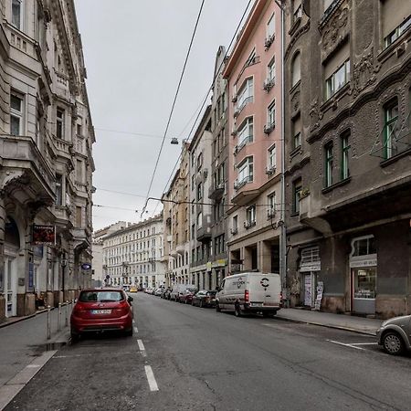 Downtown Charm In Budapest Extérieur photo